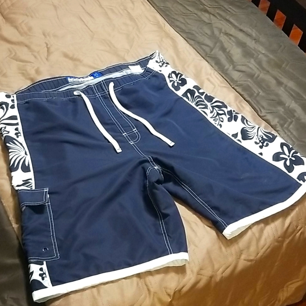 Mens Hollister swim trunks